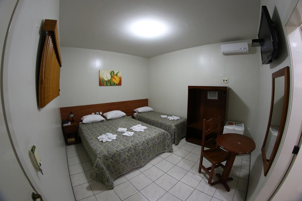 Hotel Poyares Fortaleza  Exteriör bild